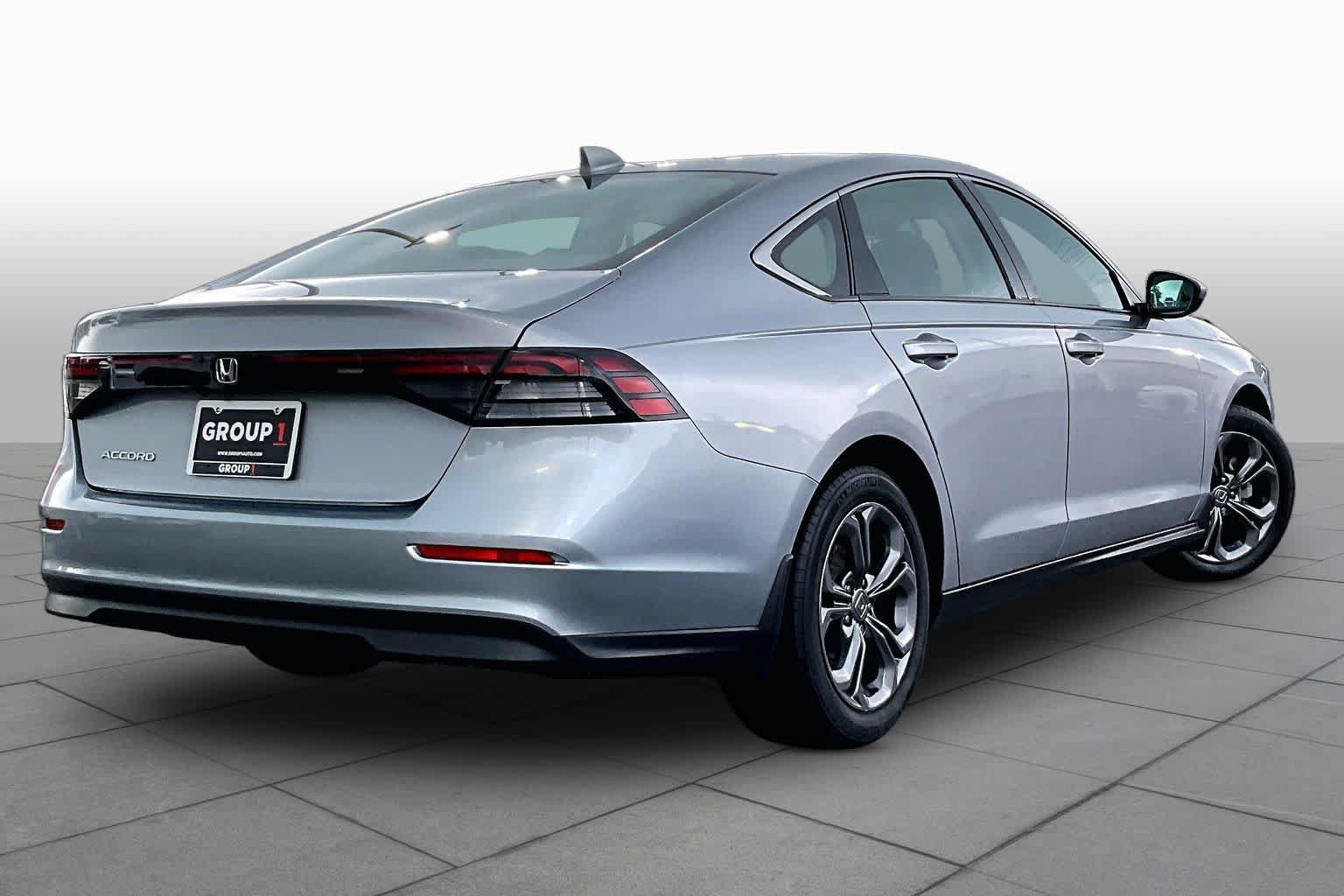 Used 2023 Honda Accord EX image 13
