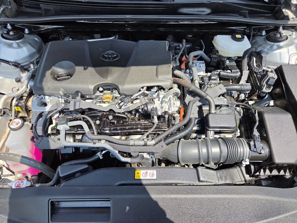 Used 2025 Toyota Camry LE FWD image 30