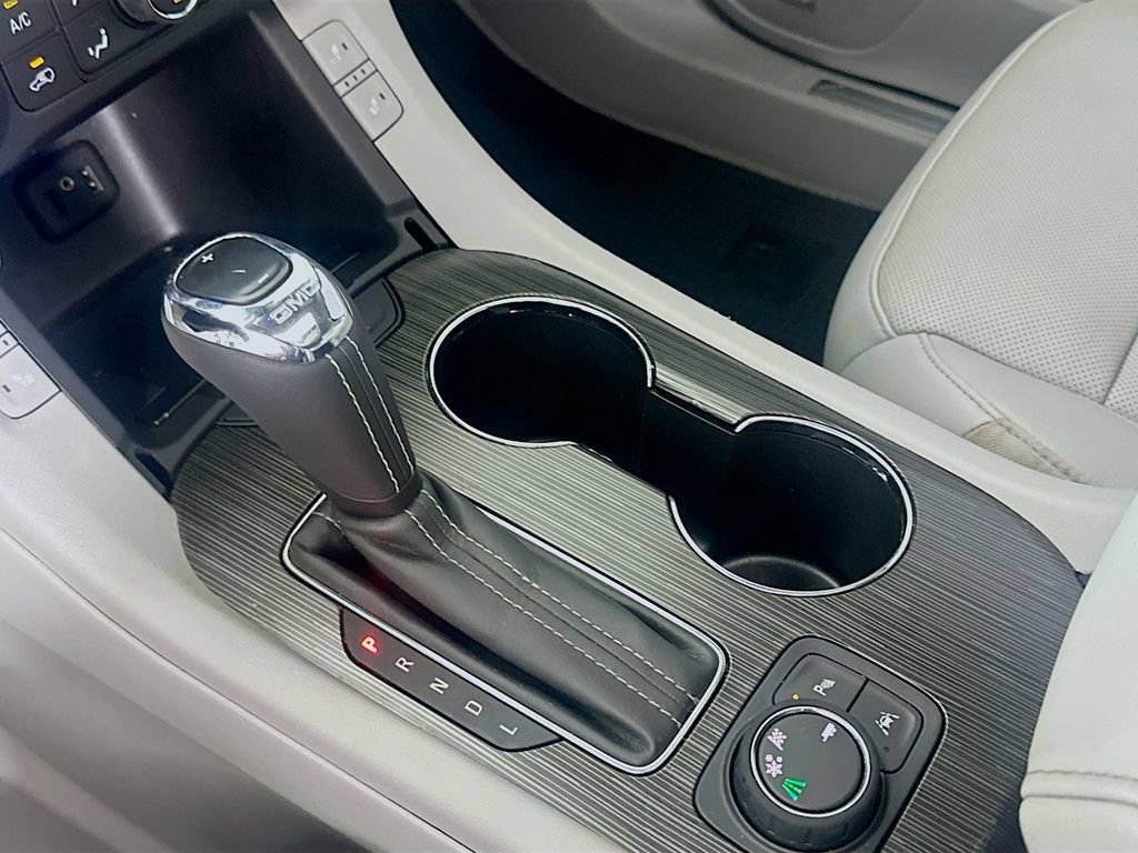 Used 2017 GMC Acadia SLT FWD image 16