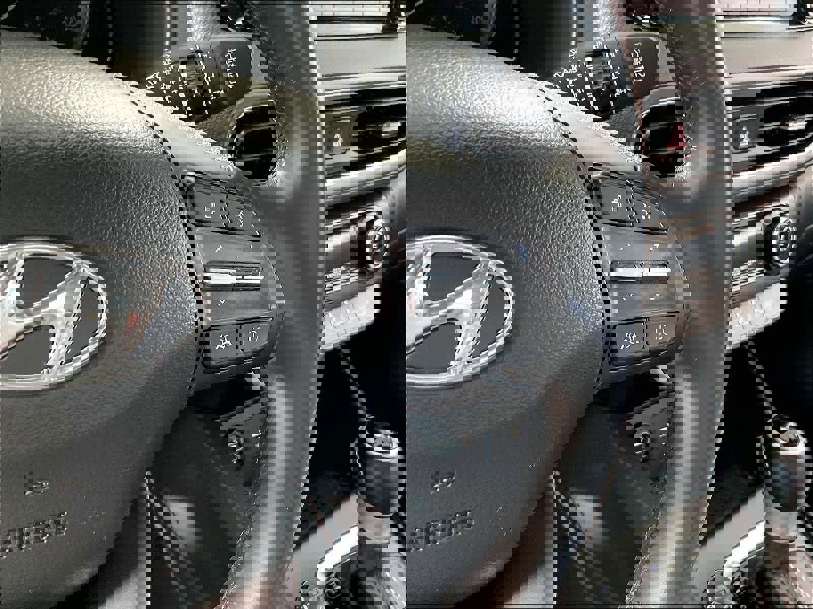 Certified 2023 Hyundai Kona SEL w/ Convenience Package AWD/4WD image 25