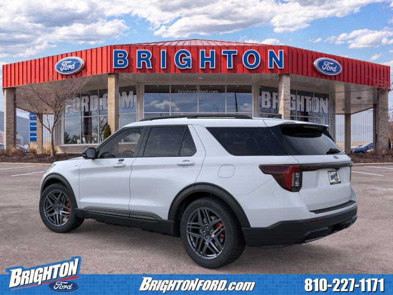New 2026 Ford Explorer ST-Line w/ ST-Line Street Pack AWD/4WD image 6