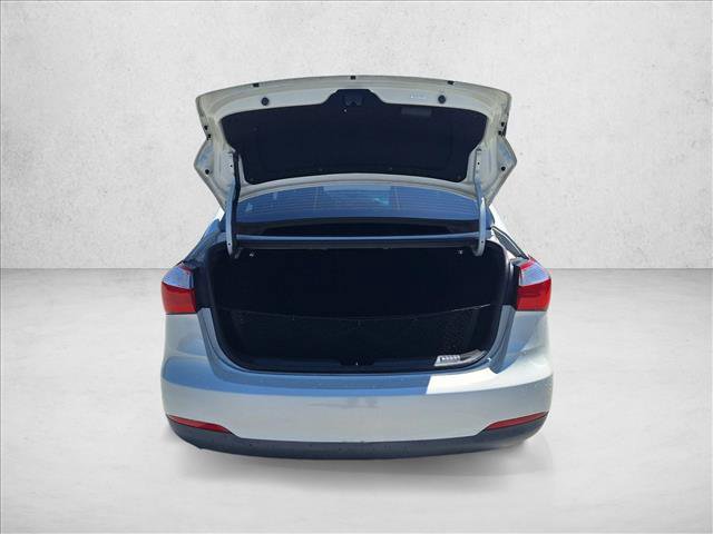 Used 2015 Kia Forte LX FWD image 16