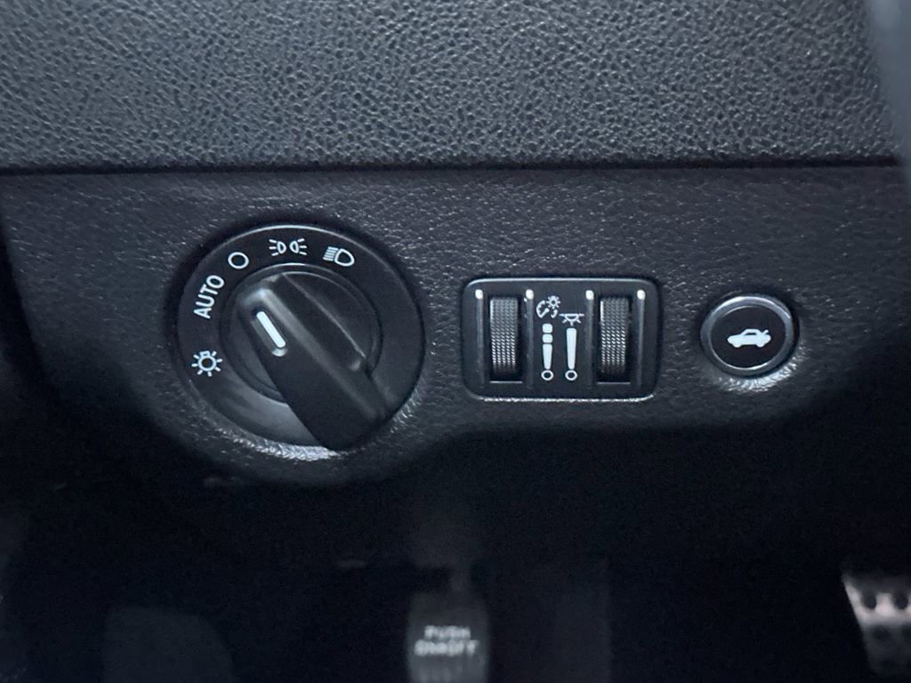 Used 2023 Dodge Charger GT image 29