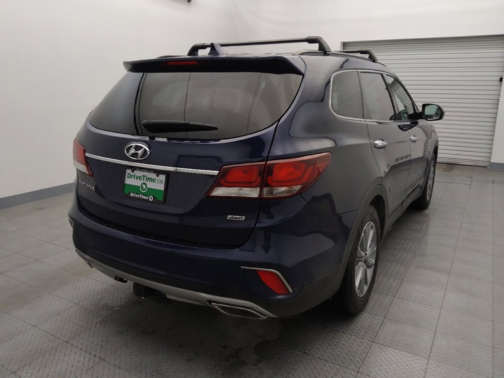 Used 2017 Hyundai Santa Fe SE image 7