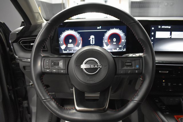 Certified 2025 Nissan Kicks SR image 23