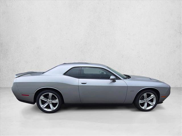Used 2018 Dodge Challenger R/T RWD image 3