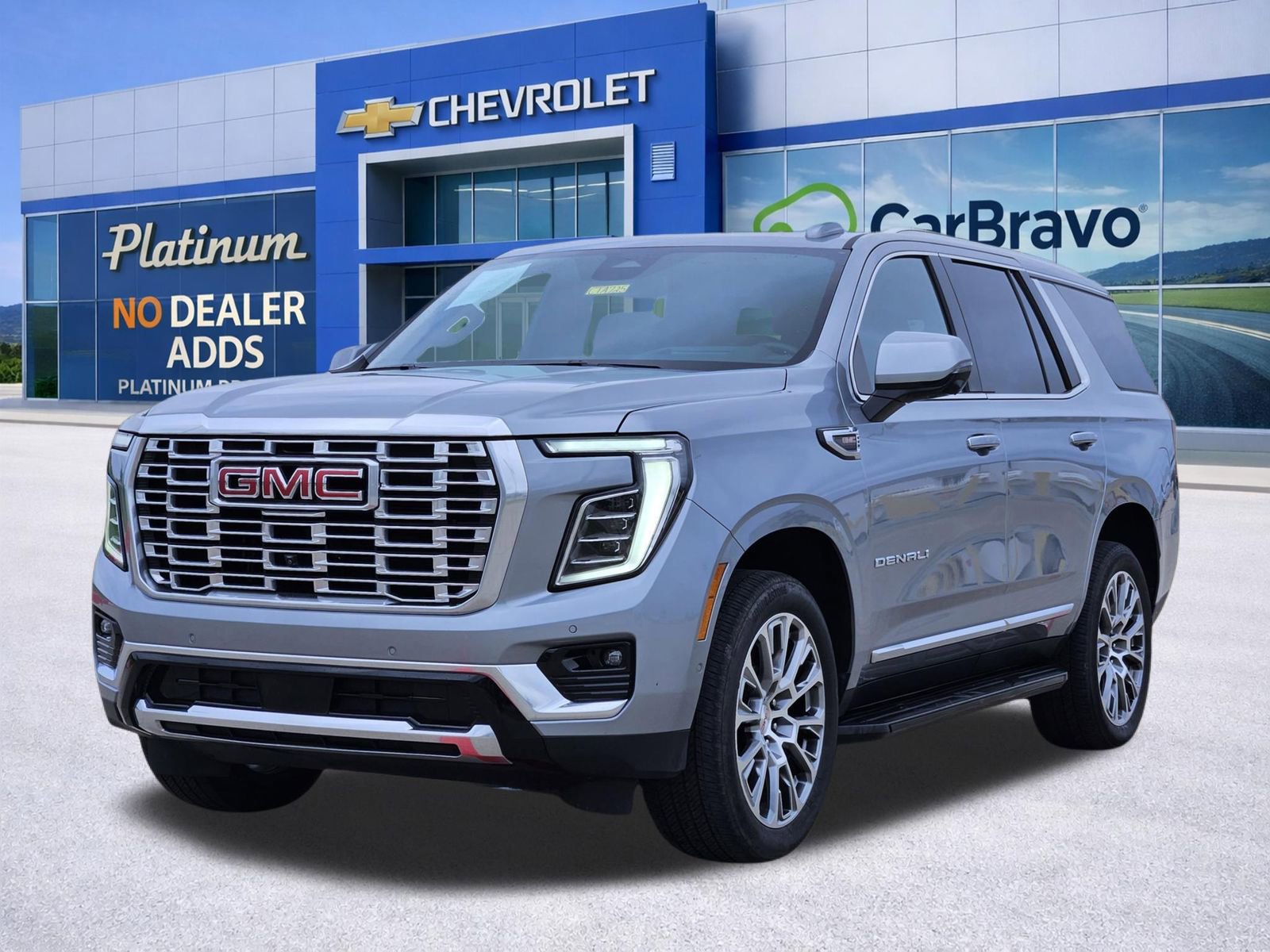 Used 2025 GMC Yukon Denali AWD/4WD image 2