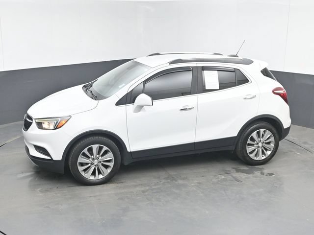 Used 2020 Buick Encore Preferred w/ Safety Package FWD image 34