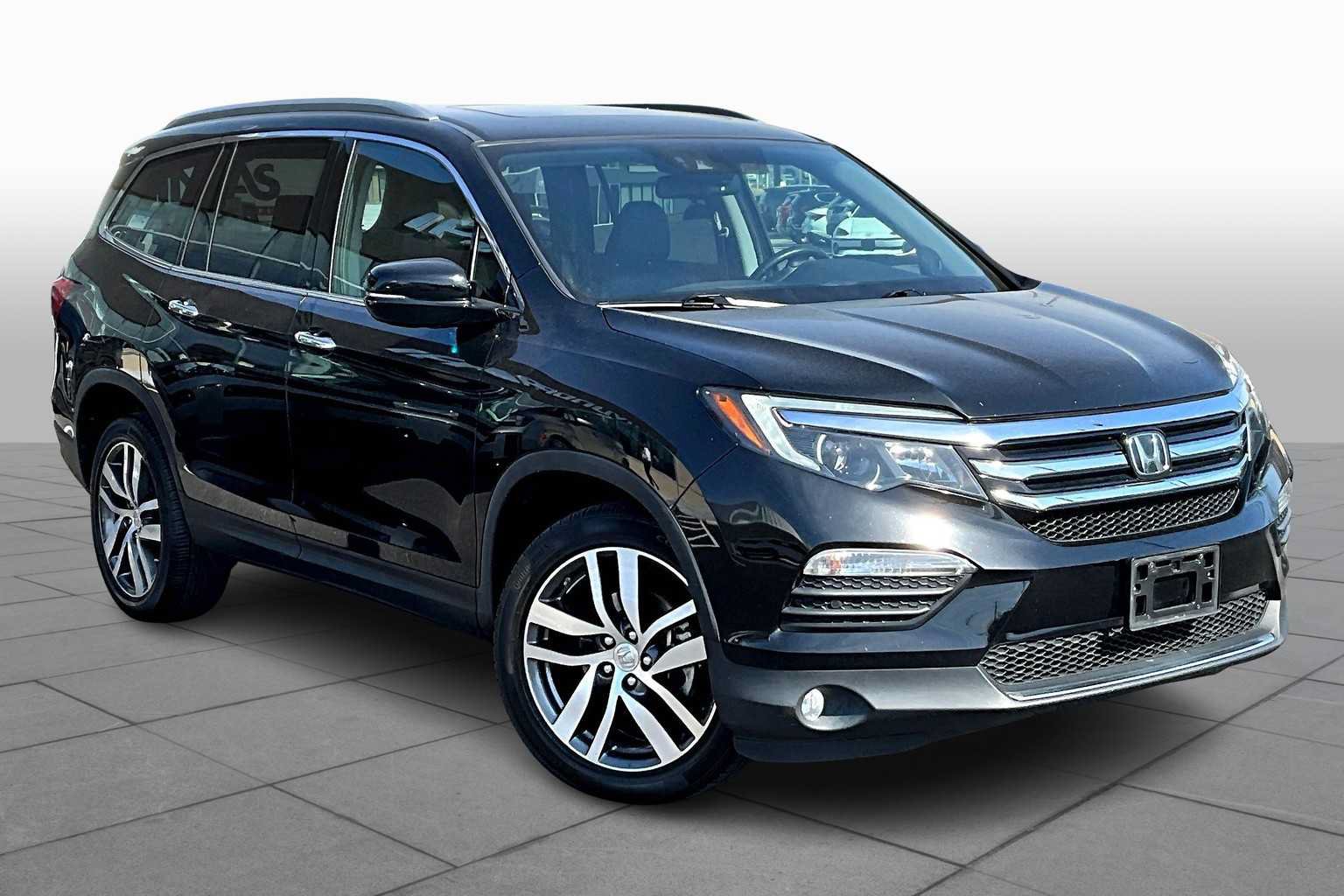 Used 2016 Honda Pilot Elite image 3