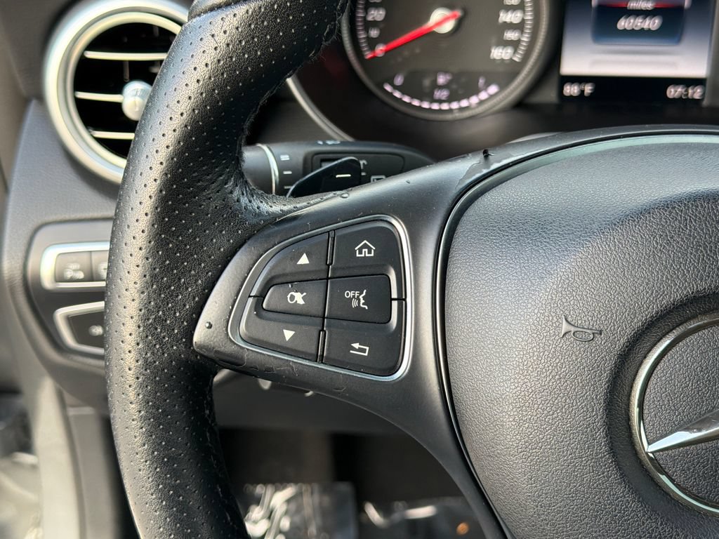 Used 2017 Mercedes-Benz GLC 300 4MATIC image 26