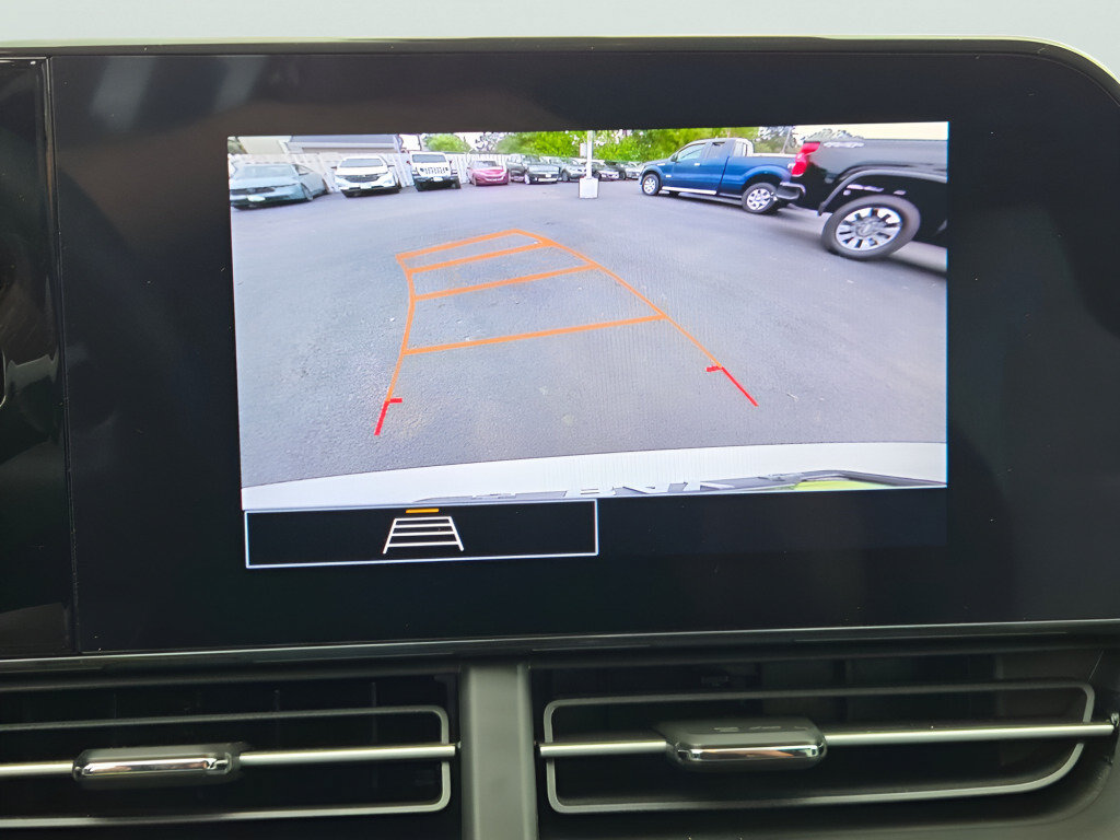 Certified 2024 Chevrolet Trax LS FWD image 30