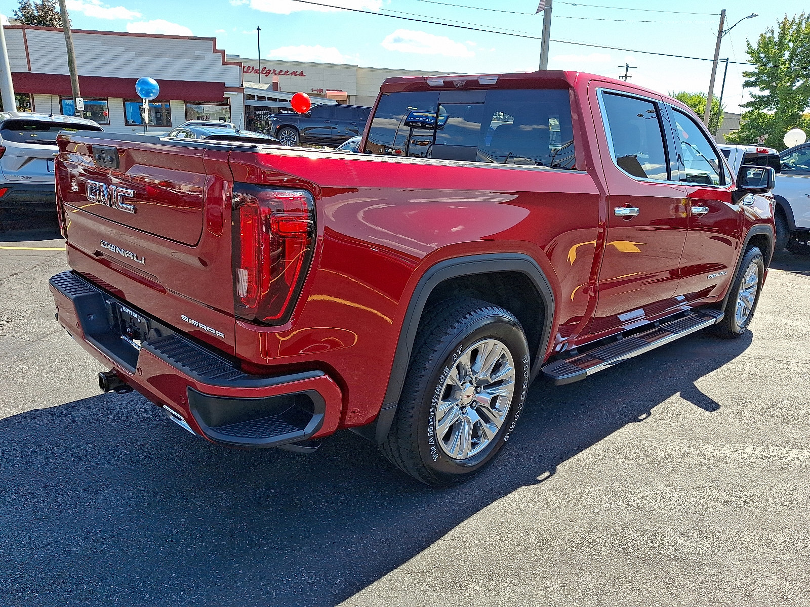 Used 2023 GMC Sierra 1500 Denali w/ Technology Package image 5
