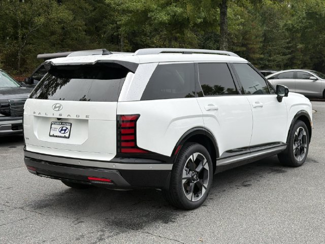 New 2027 Hyundai Palisade Limited FWD image 8