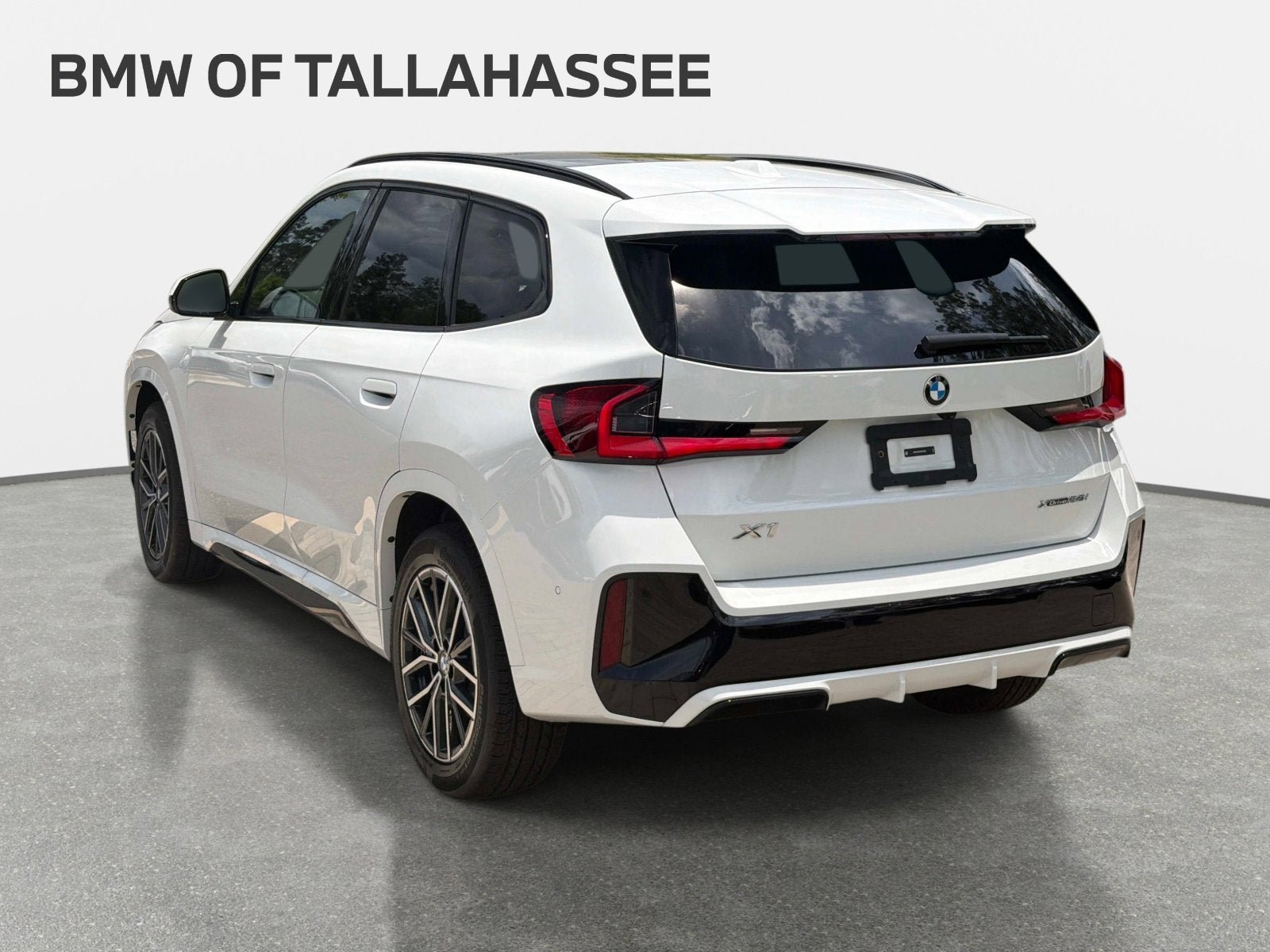 New 2026 BMW X1 xDrive28i w/ M Sport Package AWD/4WD image 7