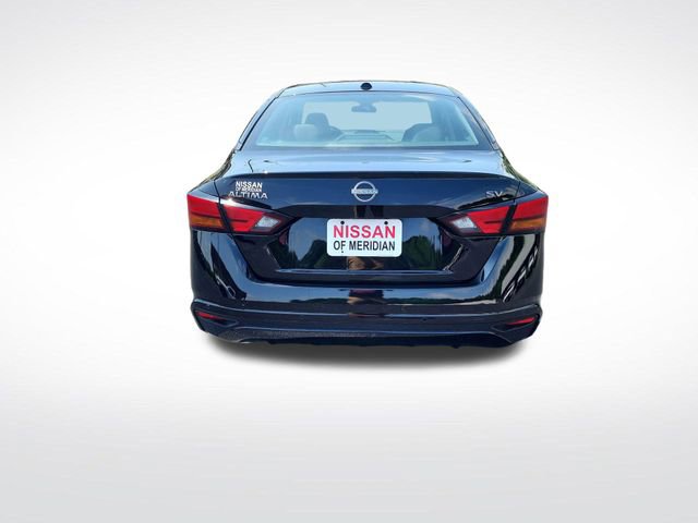 Used 2024 Nissan Altima 2.5 SV FWD image 4