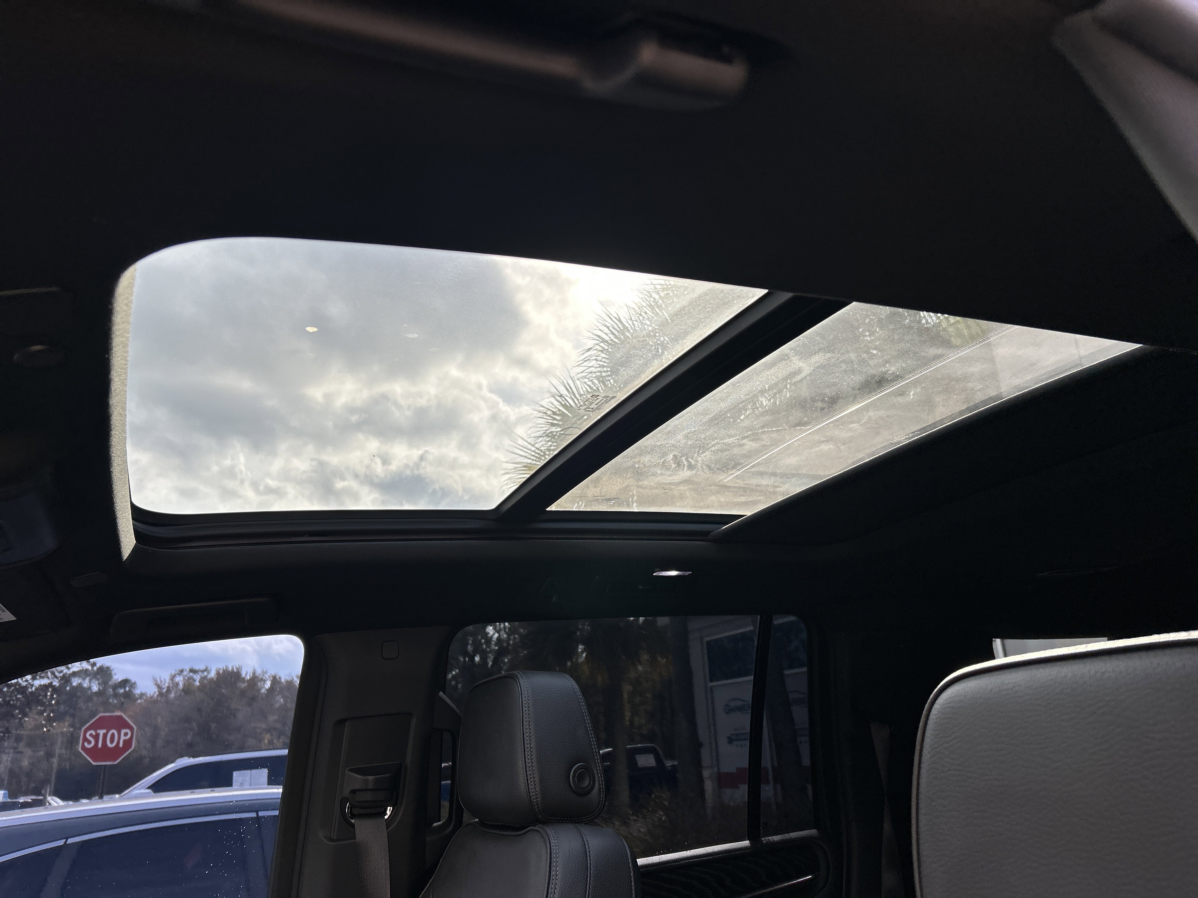 Certified 2022 GMC Yukon XL Denali image 19