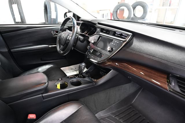 Used 2013 Toyota Avalon Limited FWD image 14