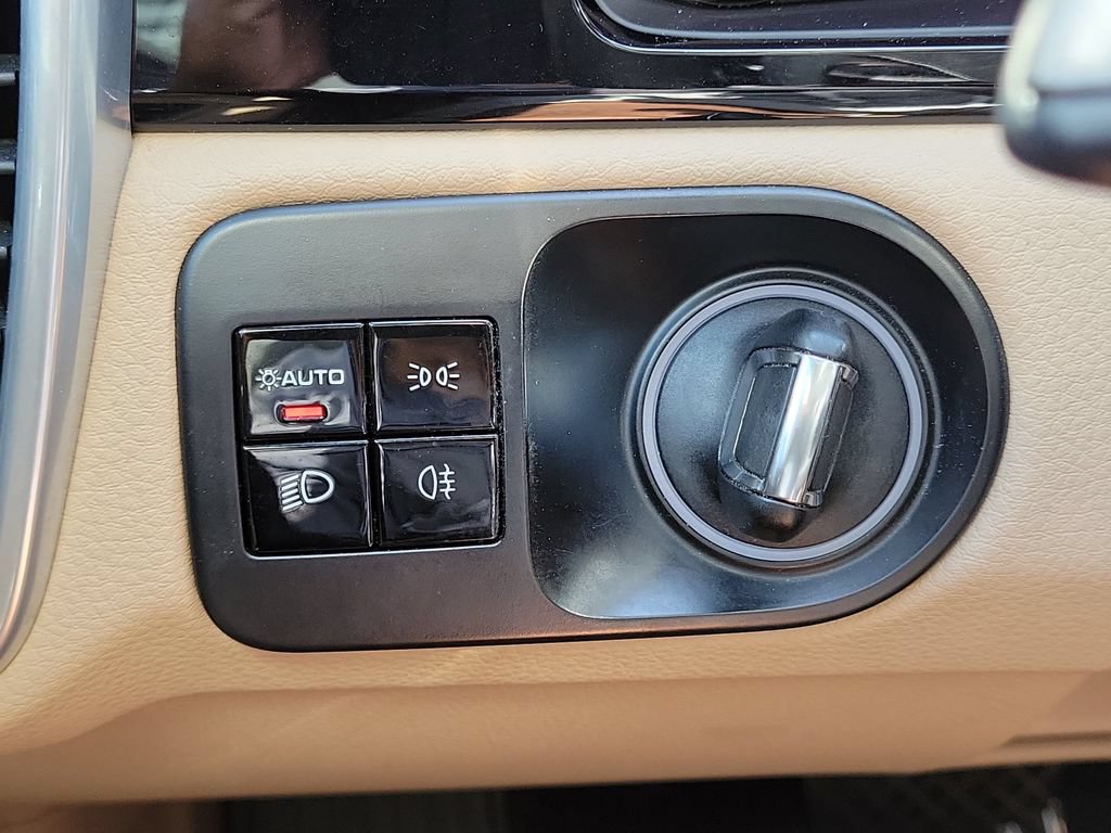 Certified 2019 Porsche Cayenne AWD/4WD image 39