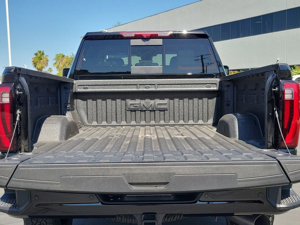 New 2026 GMC Sierra 2500 Denali w/ Denali Reserve Package AWD/4WD image 6