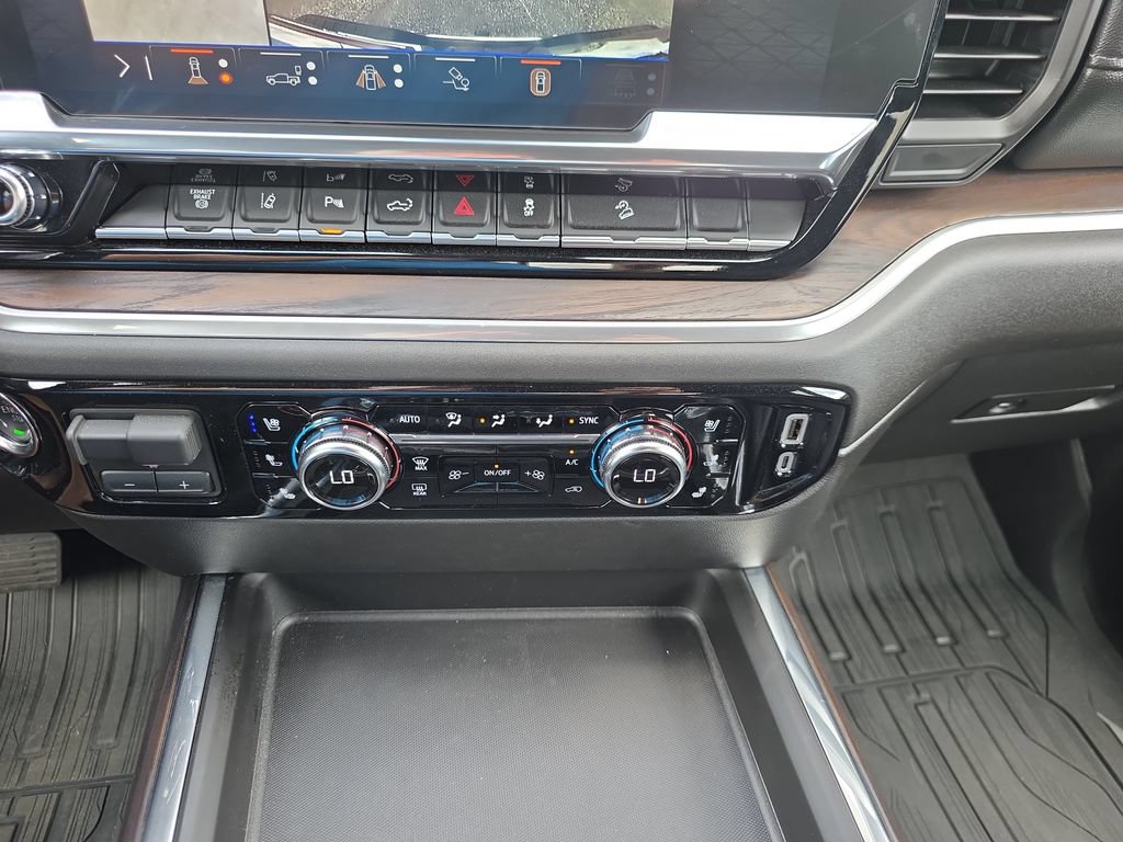 Used 2025 GMC Sierra 2500 SLT w/ SLT Premium Package AWD/4WD image 26