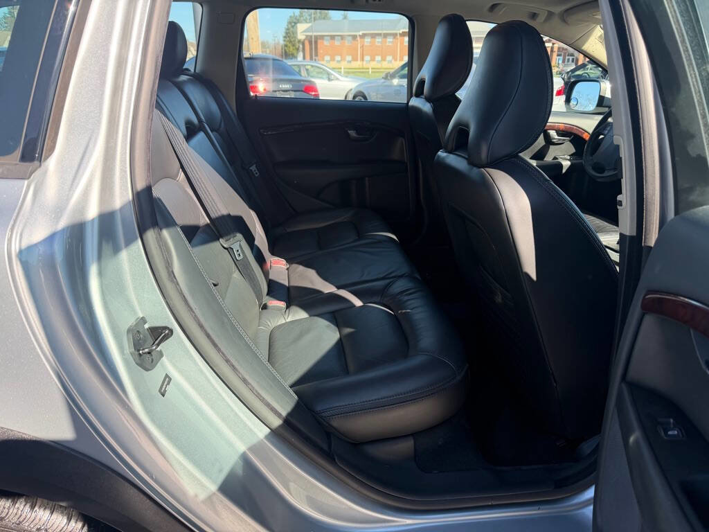 Used 2008 Volvo XC70 3.2 image 16