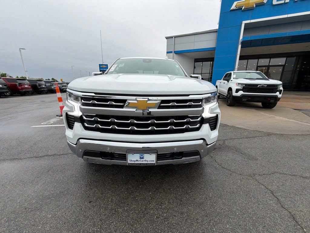 Certified 2024 Chevrolet Silverado 1500 LTZ w/ LTZ Premium Package AWD/4WD image 8