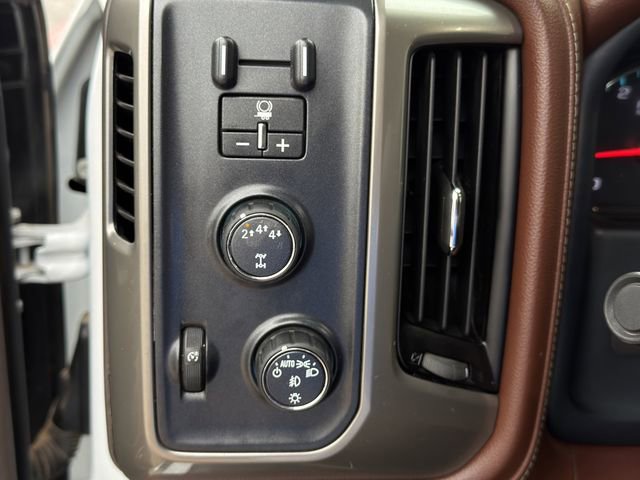 Used 2018 Chevrolet Silverado 2500 High Country w/ Duramax Plus Package image 26
