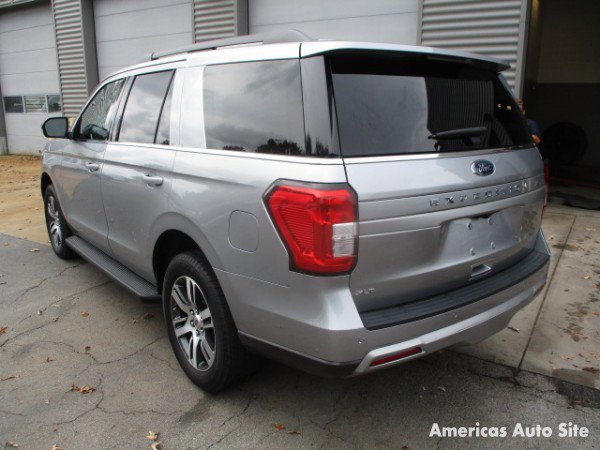 Used 2024 Ford Expedition XLT image 22