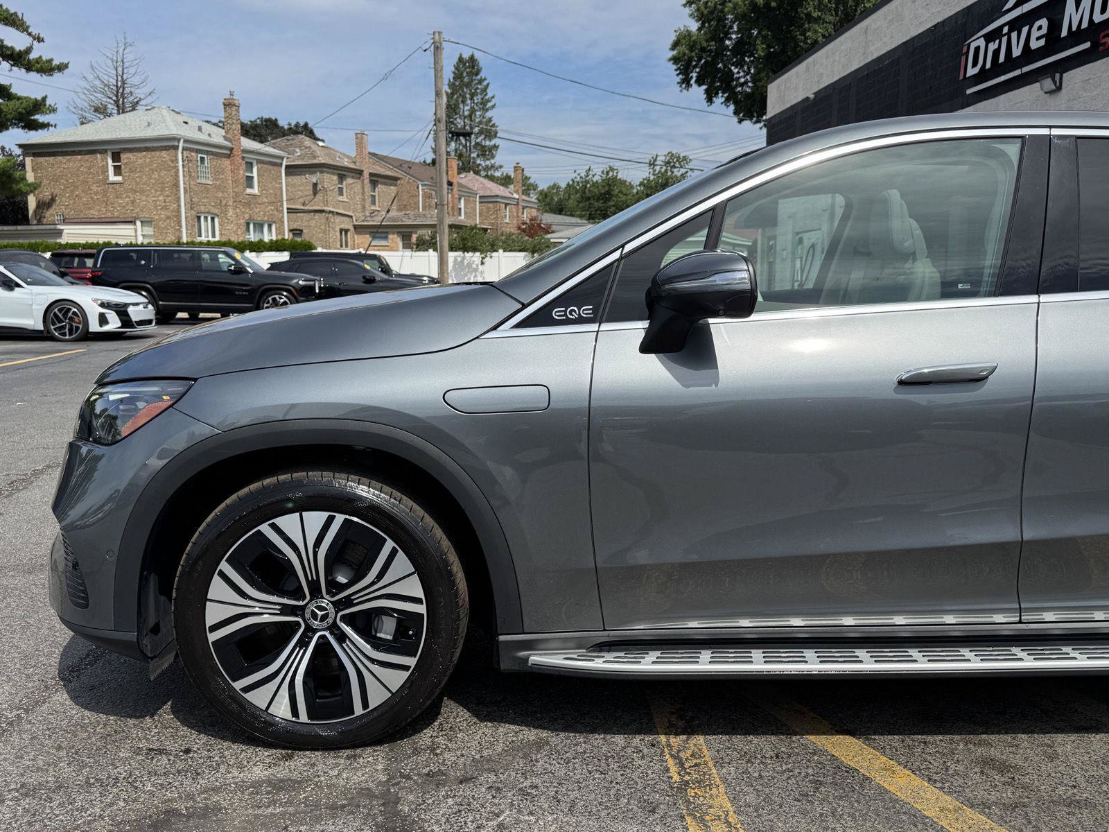 Used 2023 Mercedes-Benz EQE 350+ SUV w/ Exclusive Trim Package image 4