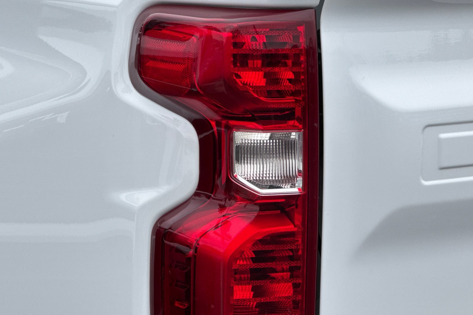 Used 2023 Chevrolet Silverado 1500 LT AWD/4WD image 45
