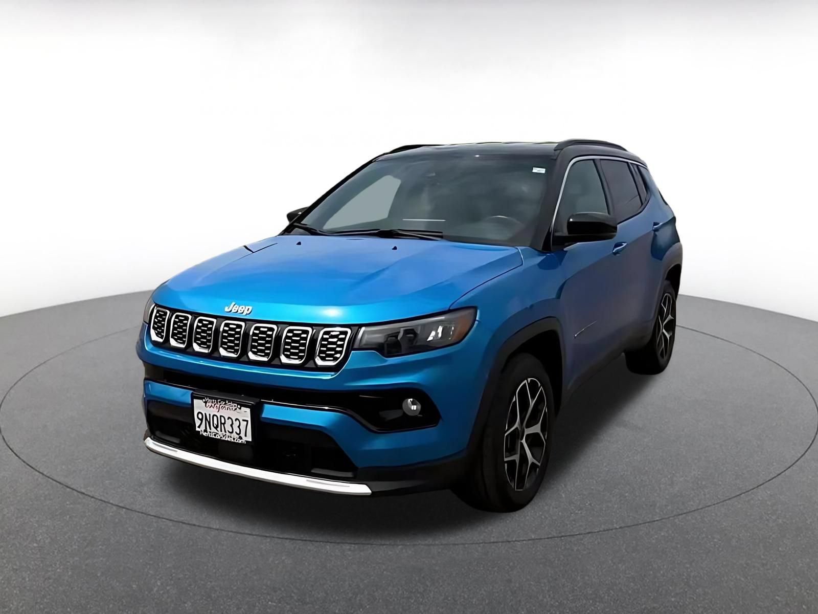 Used 2025 Jeep Compass Limited AWD/4WD image 6