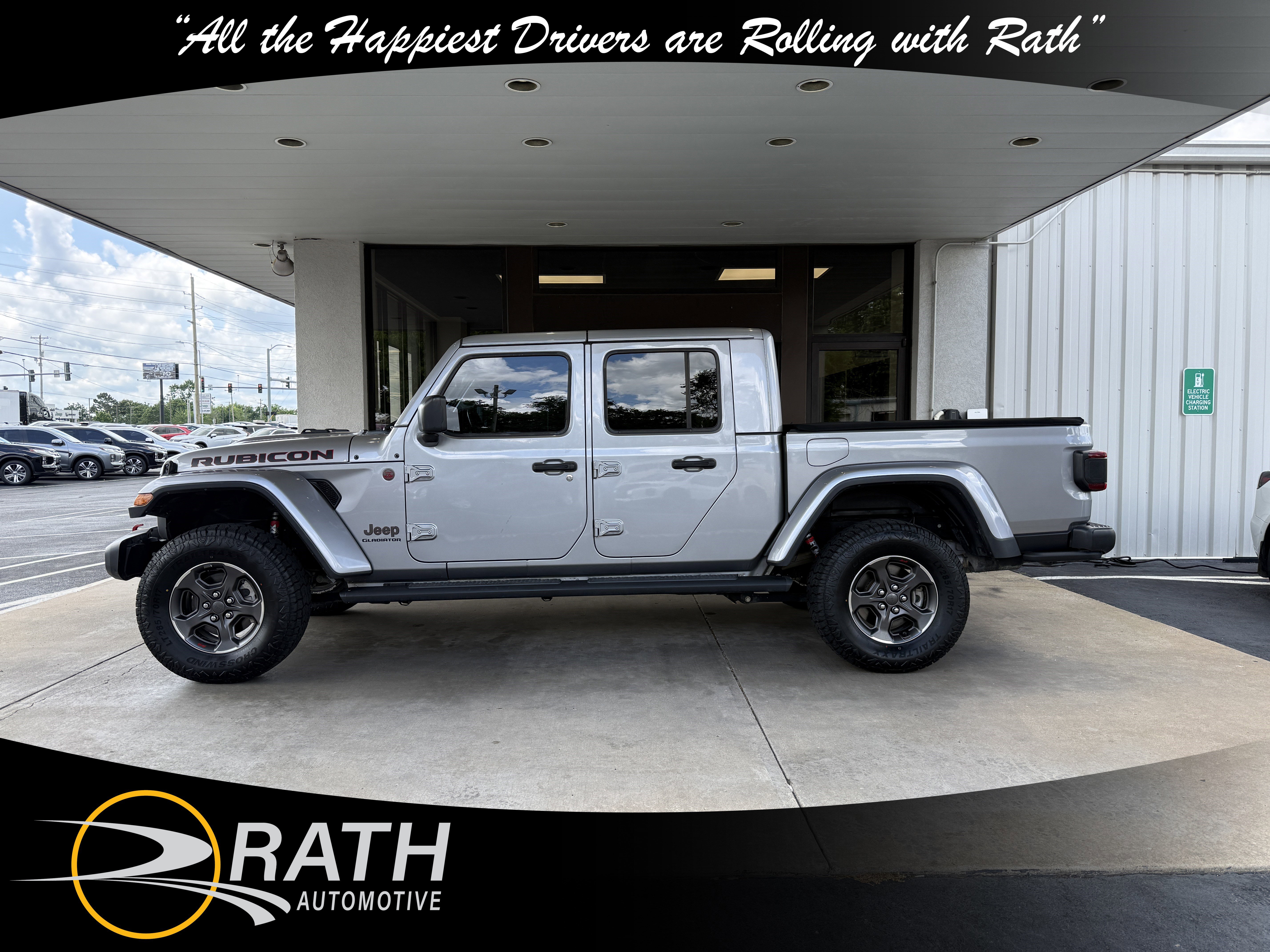 Used 2020 Jeep Gladiator Rubicon w/ Dual Top Group AWD/4WD image 6