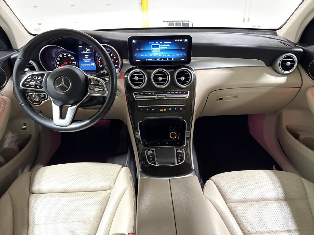 Used 2021 Mercedes-Benz GLC 300 image 10