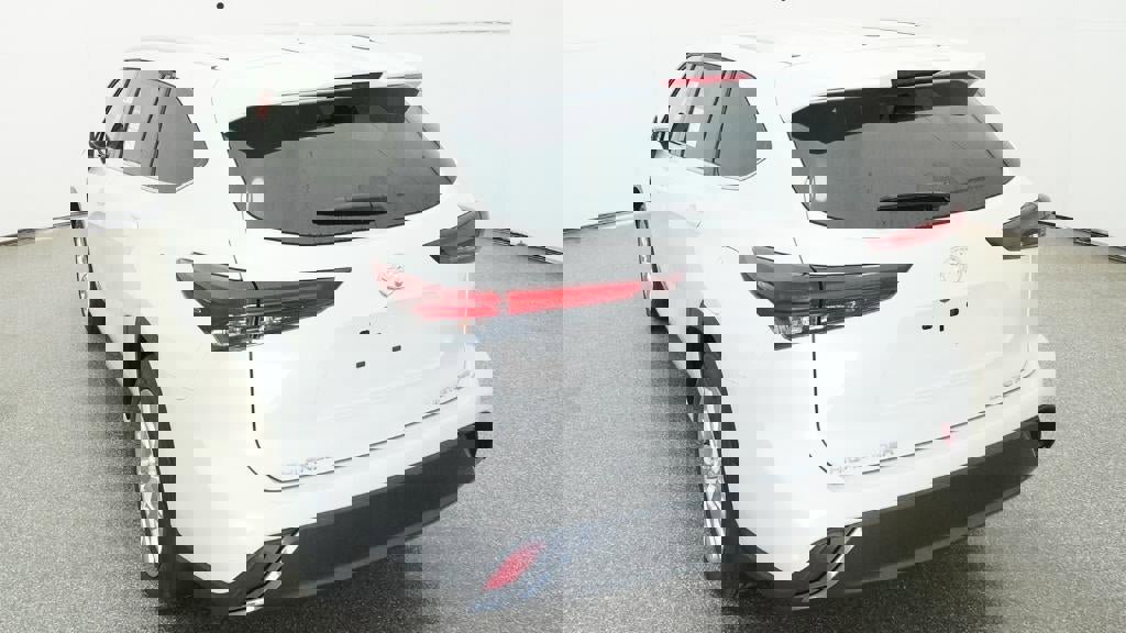 New 2026 Toyota Highlander Limited AWD/4WD image 6