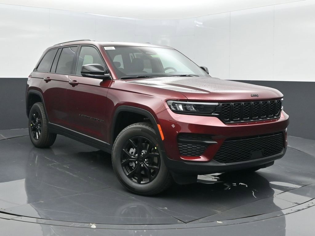 New 2025 Jeep Grand Cherokee Altitude image 1