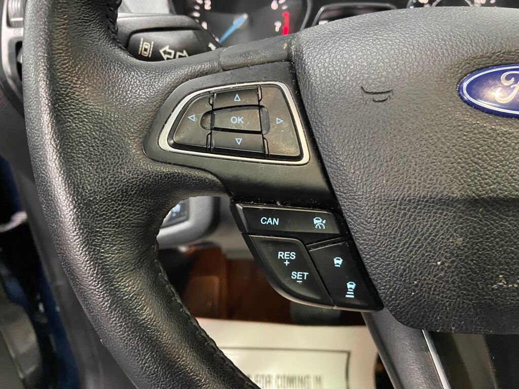 Used 2019 Ford Escape SEL image 14