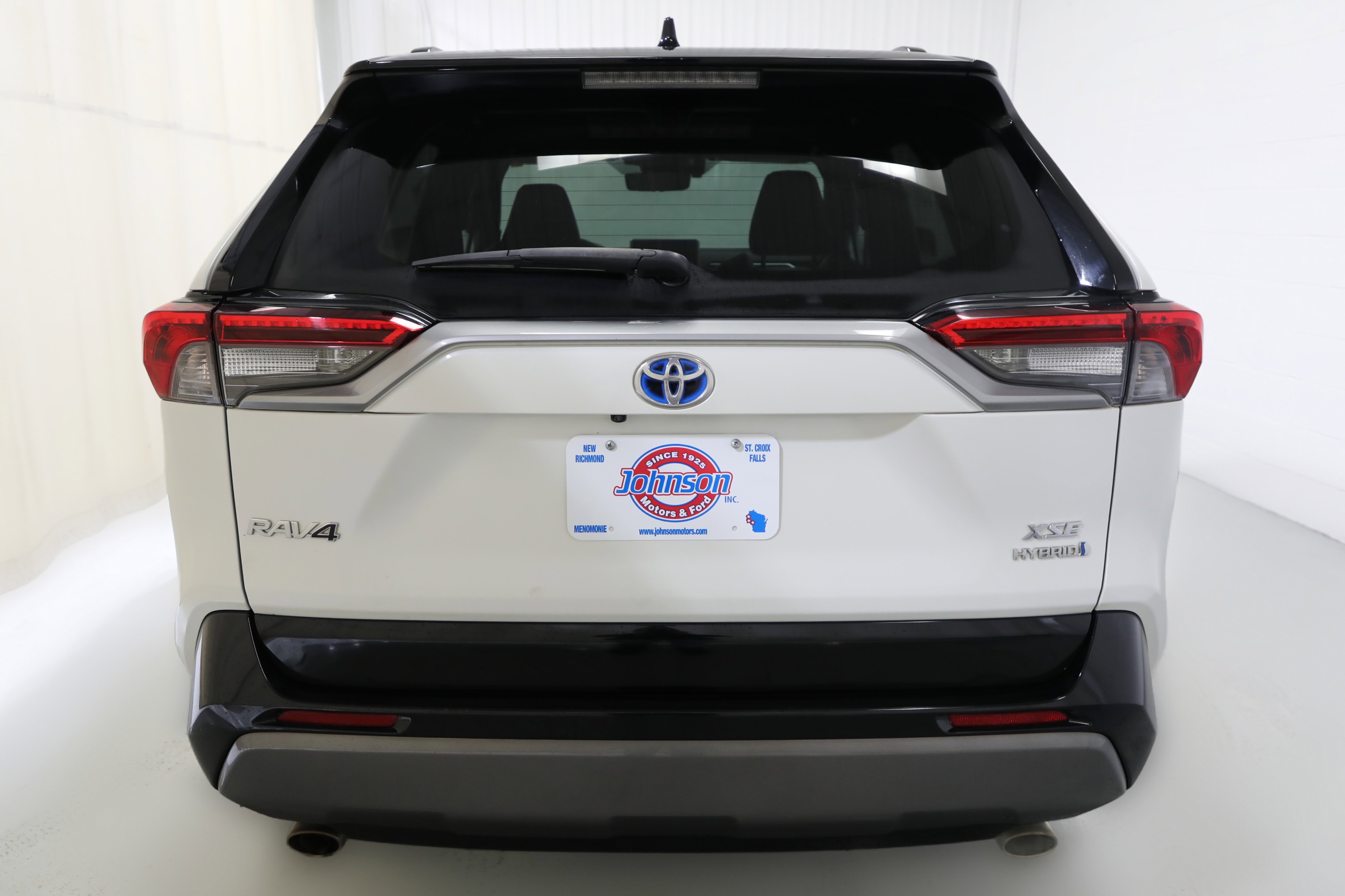 Used 2020 Toyota RAV4 XSE image 18