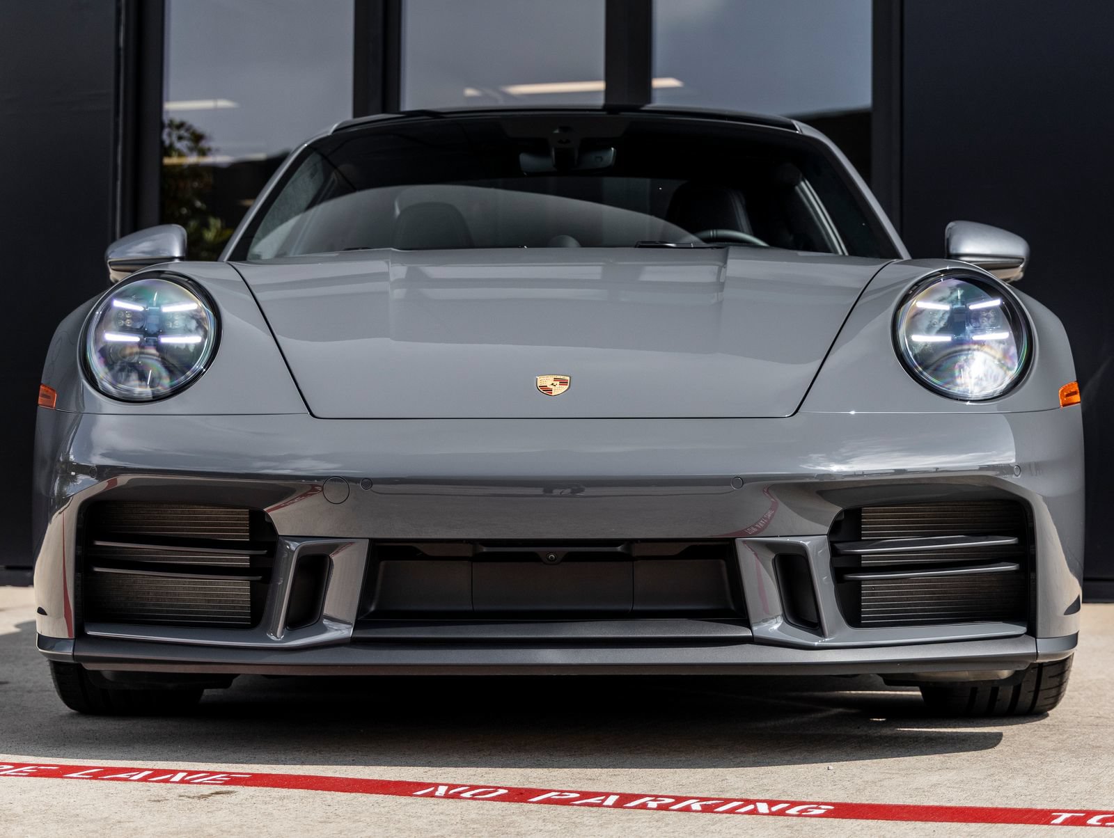 Used 2026 Porsche 911 Carrera T RWD image 8