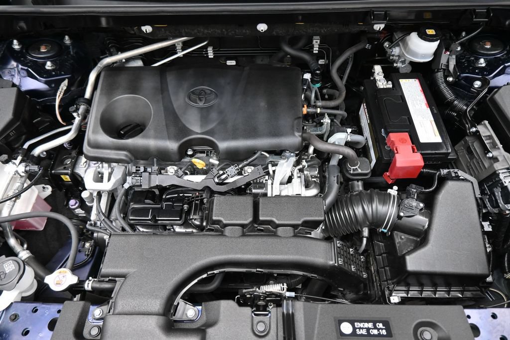 Used 2020 Toyota RAV4 Limited FWD image 20