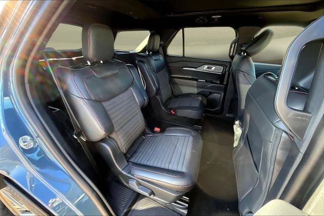 New 2026 Ford Explorer ST-Line w/ ST-Line Street Pack image 24
