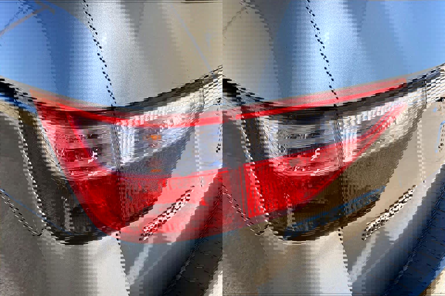 Used 2012 Honda Odyssey EX-L image 28