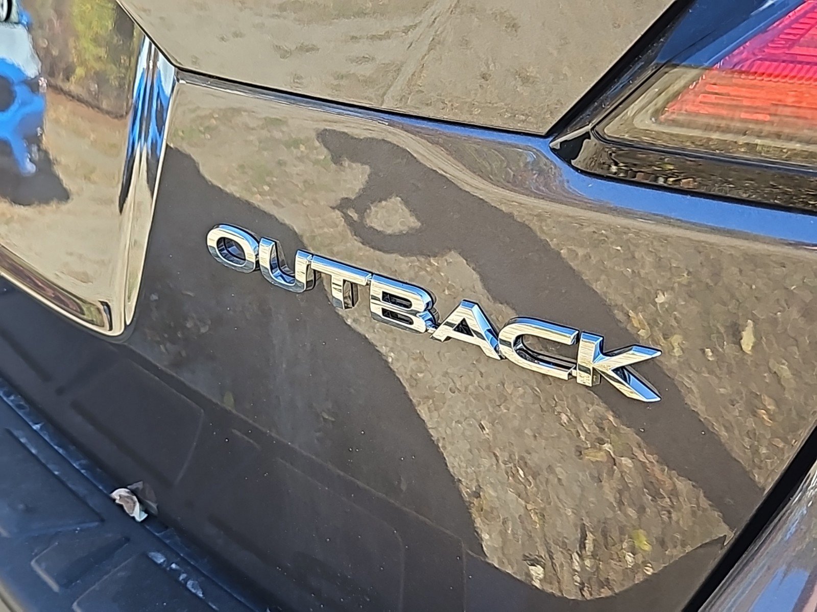 New 2025 Subaru Outback Limited image 4