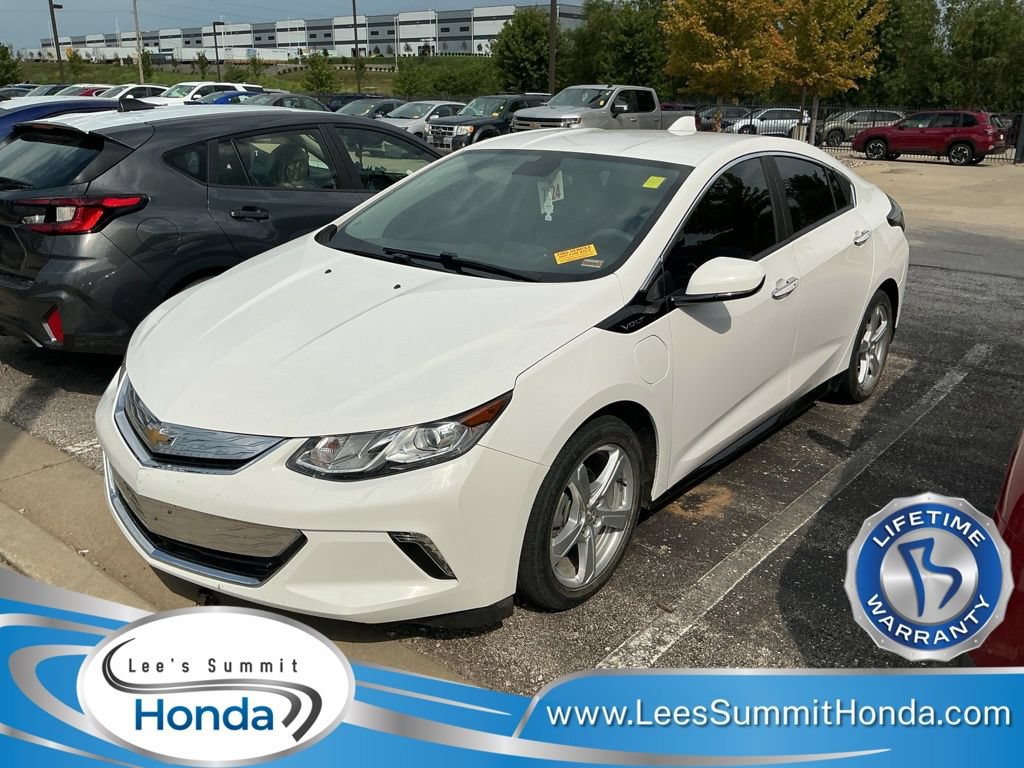 Used 2018 Chevrolet Volt LT FWD image 1