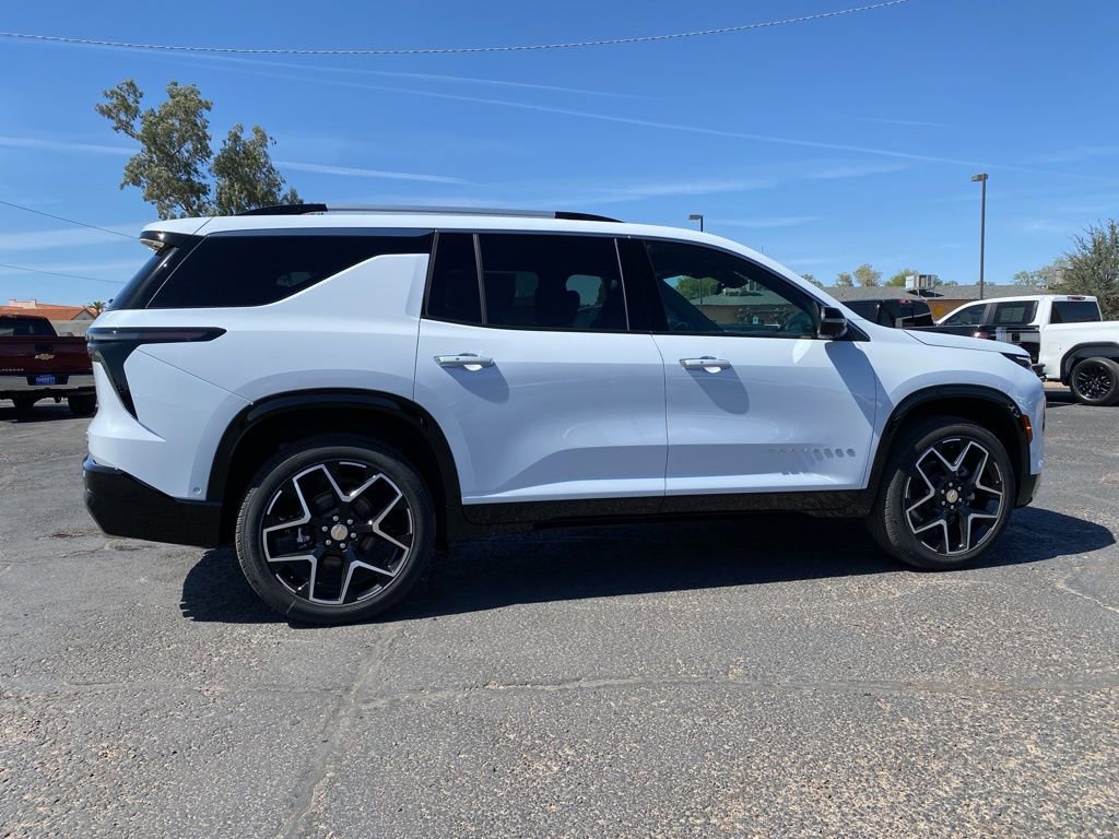 New 2026 Chevrolet Traverse High Country FWD image 5