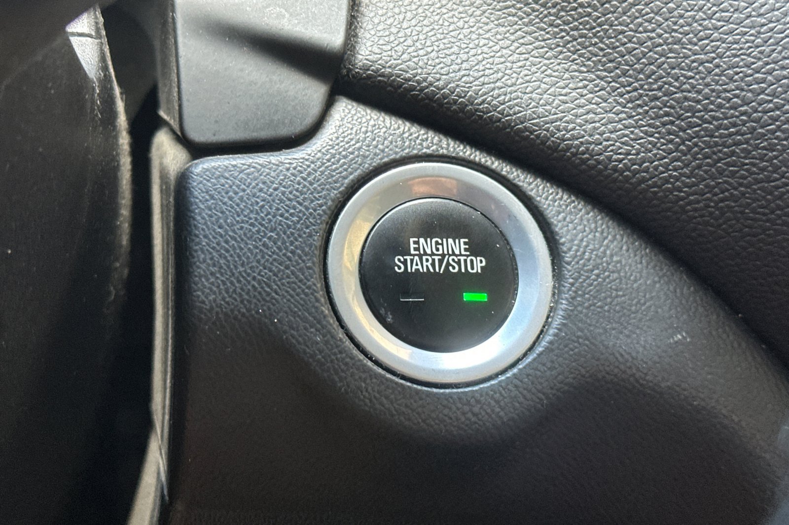 Used 2019 Chevrolet Equinox LT FWD image 31