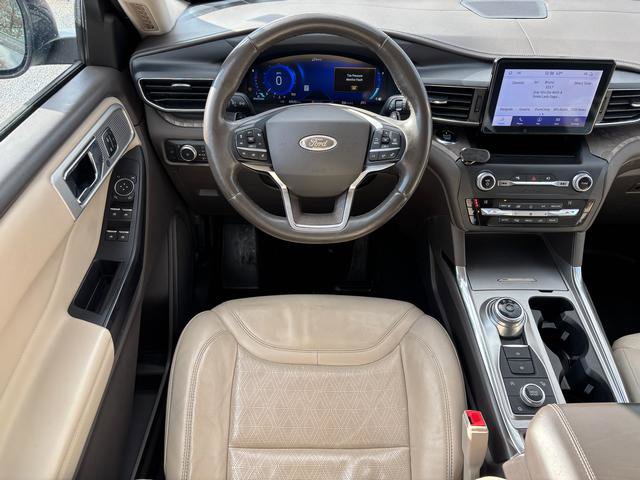 Used 2020 Ford Explorer Platinum image 19