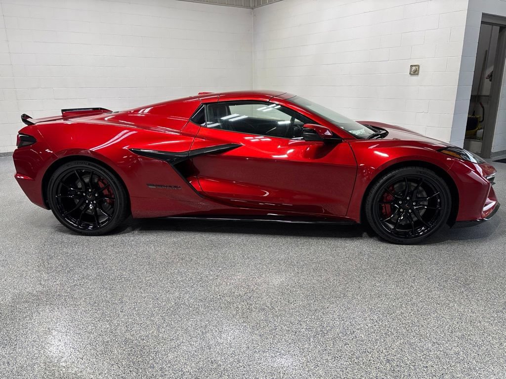 New 2027 Chevrolet Corvette Grand Sport RWD image 8
