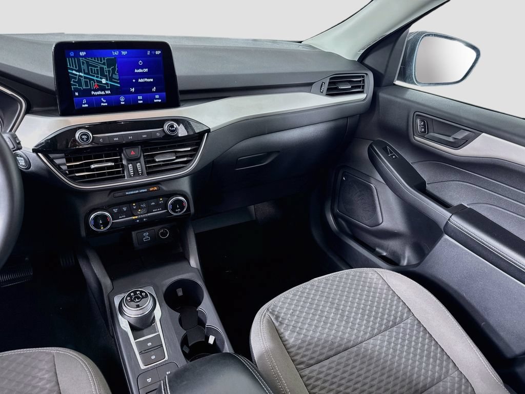 Used 2022 Ford Escape SE w/ Convenience Package FWD image 17