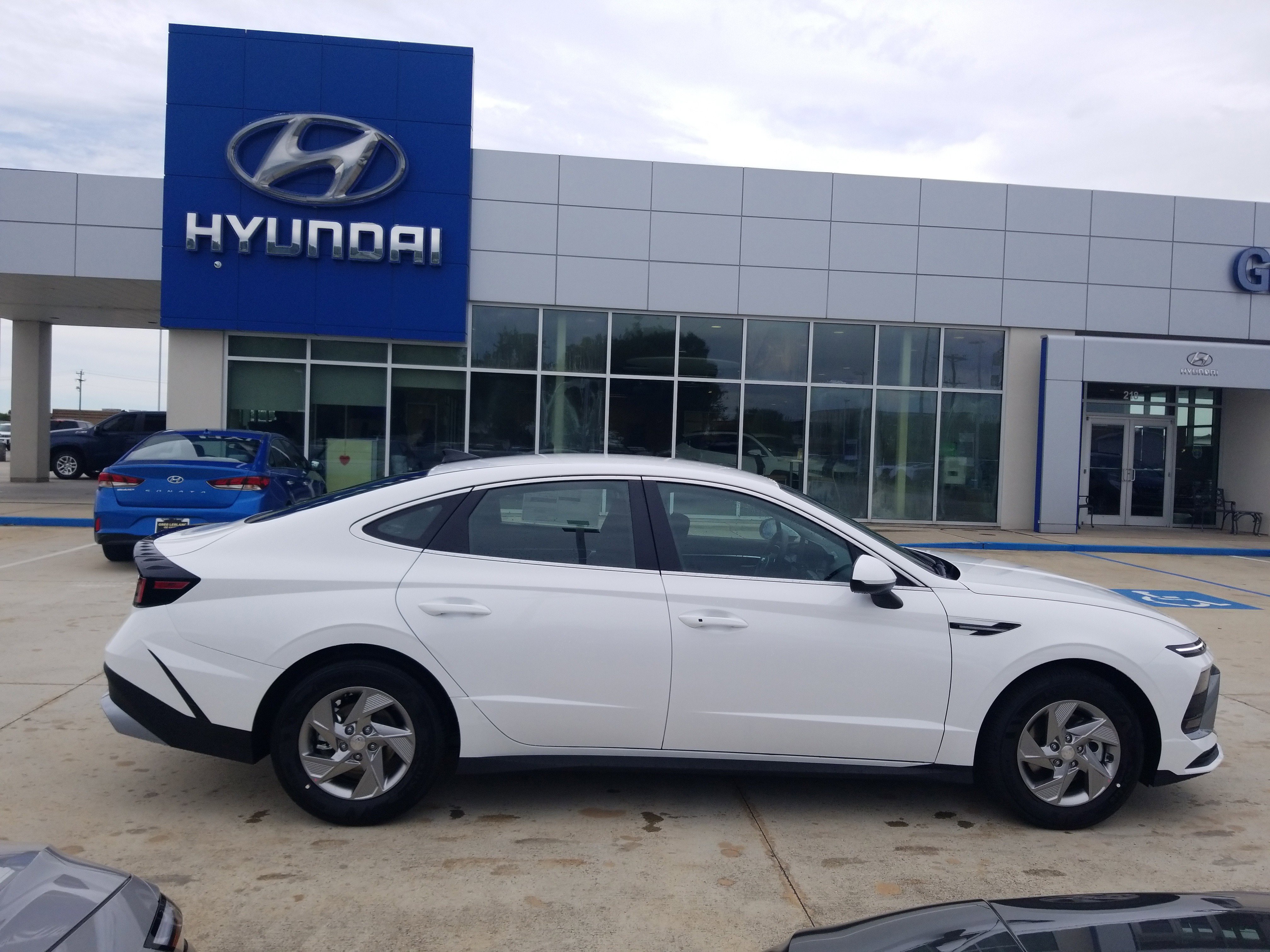 New 2026 Hyundai Sonata SE image 8