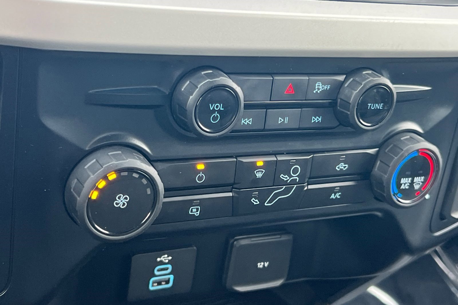 Used 2025 Ford F250 XLT w/ FX4 Off-Road Package image 15